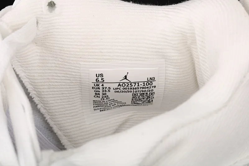 All categories Air Jordan Jordan series basketball shoes Air Jordan 4 G version Levi's x Air Jordan 4 AJ4 Joe 4 Levi's joint tannin white AO2571-100